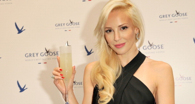 Louise Linton Wiki: Age, Net Worth, Instagram, Hot Pics, & Facts about ...
