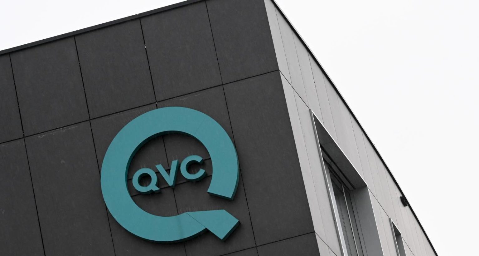 Who Is Leaving QVC Why Is QVC Laying Off Hosts 1536x820 